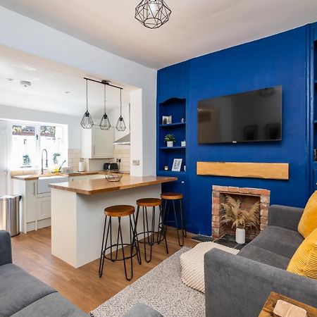 Stylish, Centrally Located Terrace - Pass The Key York Exterior photo